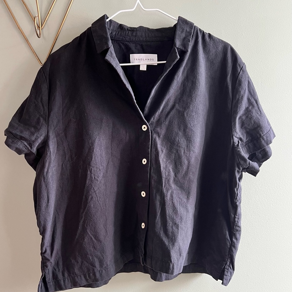 Tradlands Black Short-Sleeve Camp Shirt - Women's Size Large